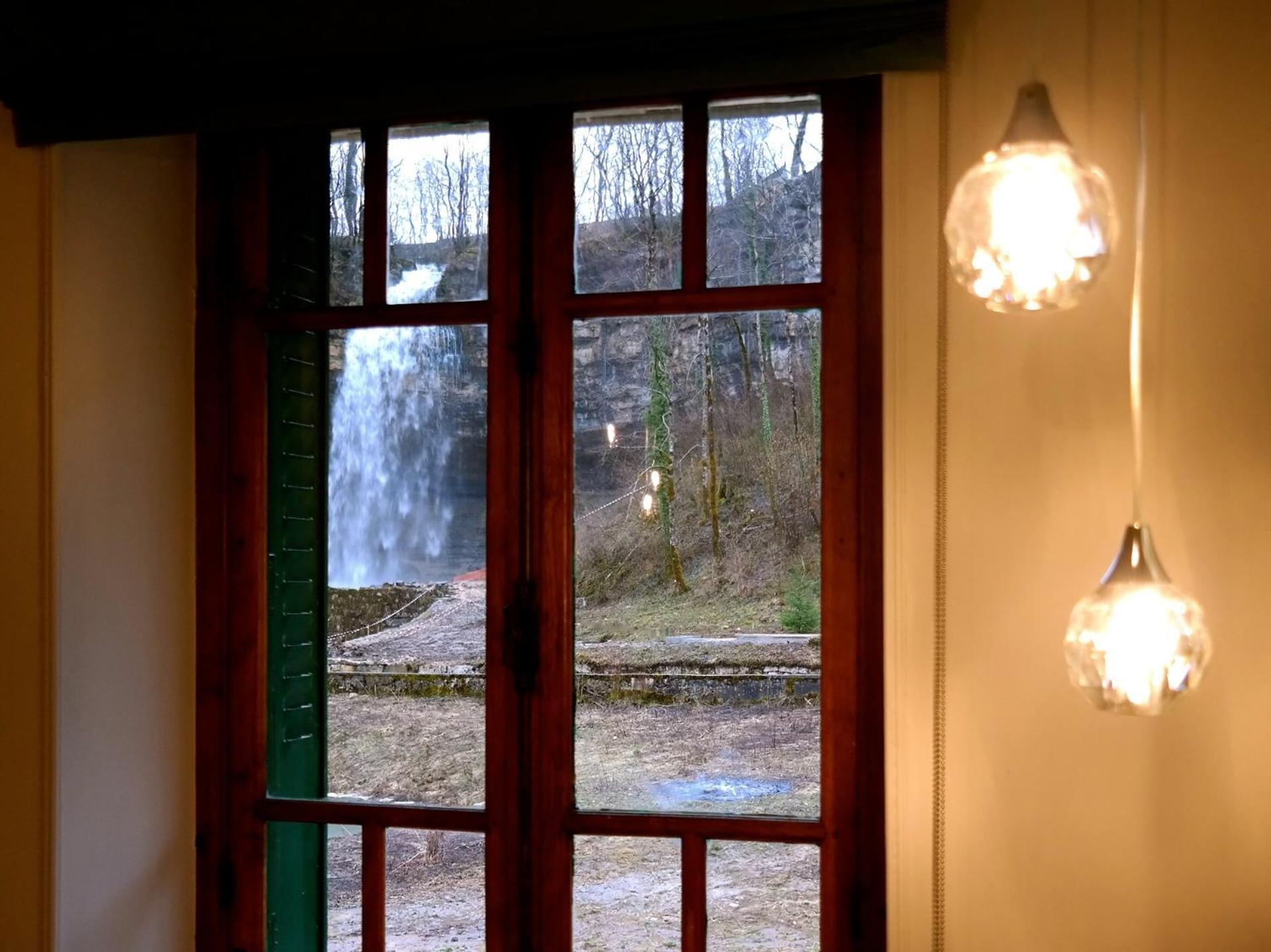 Au Moulin Des Fees - Maison D'Hotes Cascades Du Herisson Bonlieu Pokoj fotografie